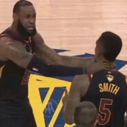 可粒负蓝的贼斯椅子佛