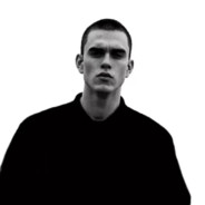 你马子的胸好软