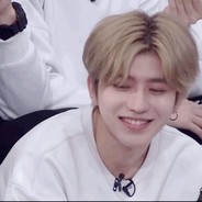 [VIP]电竞少女 蔡徐坤