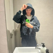 TIktok | adria.juliaansh