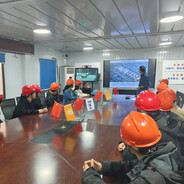 不去打灰还搁这打dota？