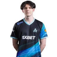 window or troll - steam id 76561198110409748