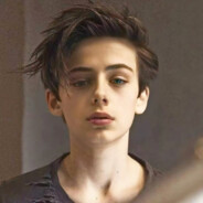 纯情忧郁大蟑螂