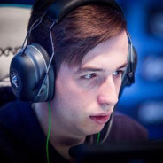 心中永远向着党