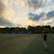 爱喝果粒橙的小学生