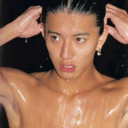 微微一笑很……