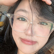 蹲在厕所逗蛆玩儿quququ