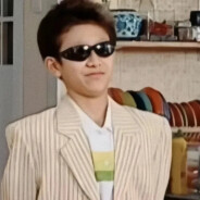 当地一位英俊的年轻人