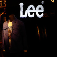 Lee