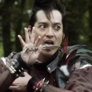 男桐竟在我身边