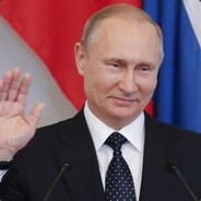 Мокрый молодой человек