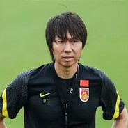 知名埃弗顿主力后腰