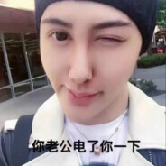 癫狂蟑螂母老奶