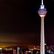 胯 下 藏 着 吉 隆 坡 塔