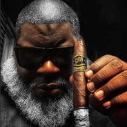cigar enthuasist (roller)