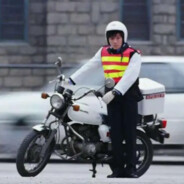 交通组警员编号167周星星