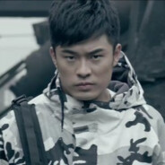 爱情公寓白给手曾小贤