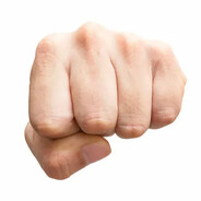 А можно на кулаках