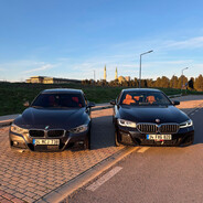The F30 comes with a 260 km/h avataras