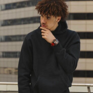 抓流氓的小坏蛋。