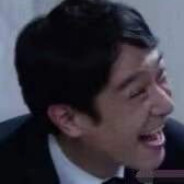 蝙蝠侠一动不动