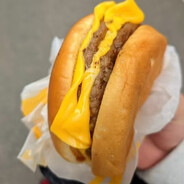 麦当劳双层吉士汉堡