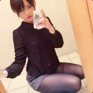 他爸爸一边哭一边