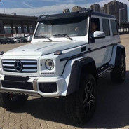 找个美女过家家