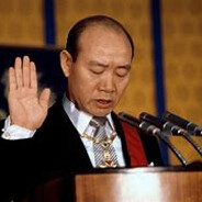 想当火舞脚下的狗