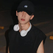 海底藏匿着月光