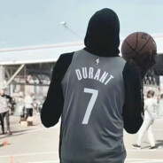 爱打篮球的曲琦