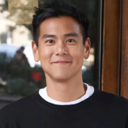 红星闪闪放光芒