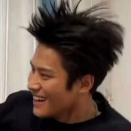 抱歉，我就是白给少年