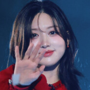 한국인 여자친구 주세요