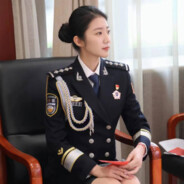 她想act like 都美竹