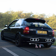 Honda Civic Peek