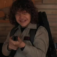 坐在操场看星空