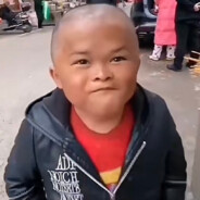 严辉村突击手范小勤