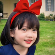 跳起来踢你膝盖