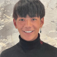 理塘の傳說丁真純一郎