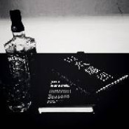 江南引雨入舟凉