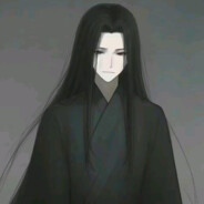 晴天打伞避太阳