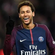 内马尔脚后跟皮