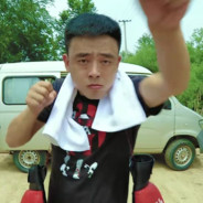 《卧室内叠》球怕累！