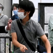 宇宙服第一男枪