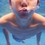 很黄很黄的小黄瓜