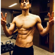 拔你腋毛当牙刷