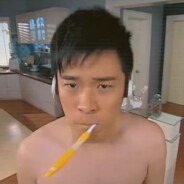 爱情公寓下属业主委员会副会长