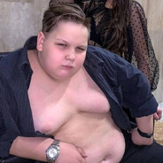 Пухлый мальчик