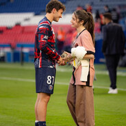 雨姐和我你只能选一个